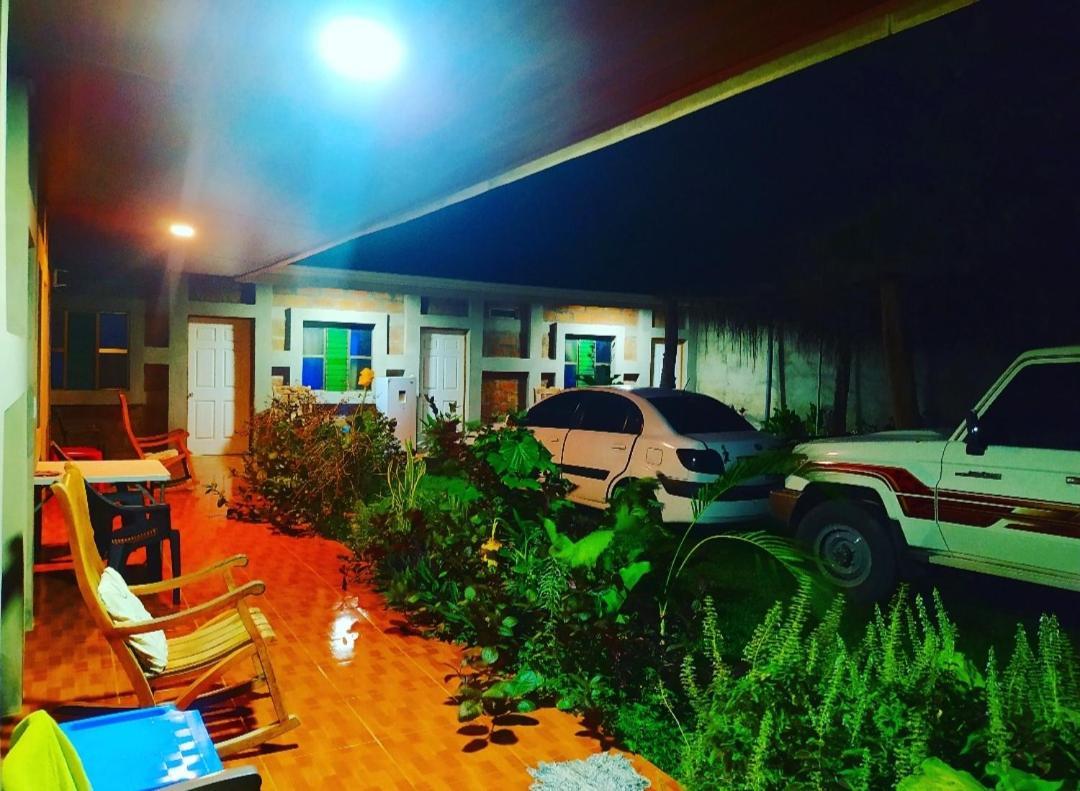 Rustic House Hostel Мойогальпа Экстерьер фото